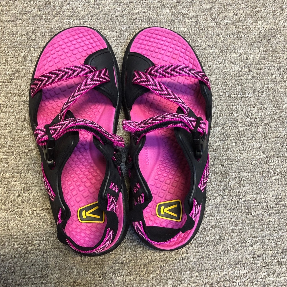 Pink Keen Sandals; Sz. 7